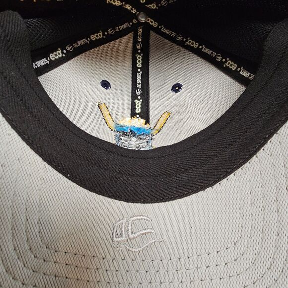 NWT ProFlex Navy Blue Tiki Baseball Bats Hat L/XL Illinois Islanders - Picture 6 of 6